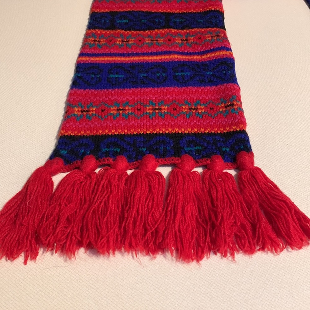 Colorful Winter Fringed Scarf - Picture 3 of 4